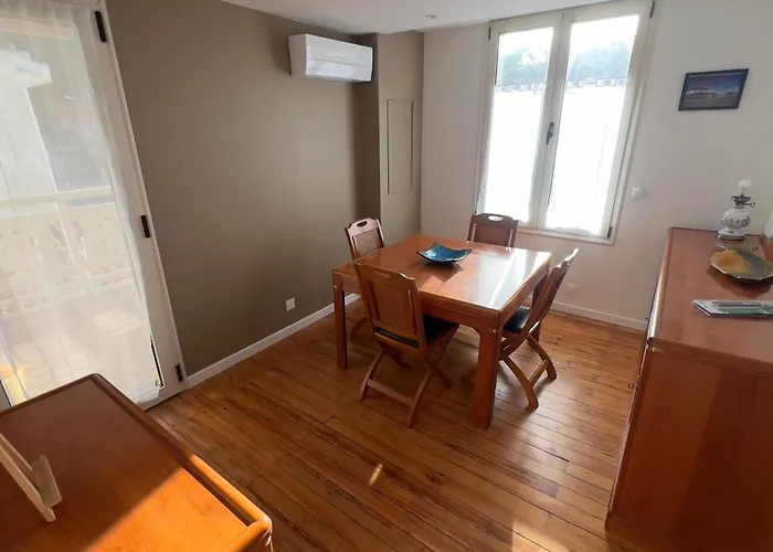 T5 110 M2 Climatise Neuf, A 3 Minutes Des Plages, Des Rues Pietonnes * Arcachon